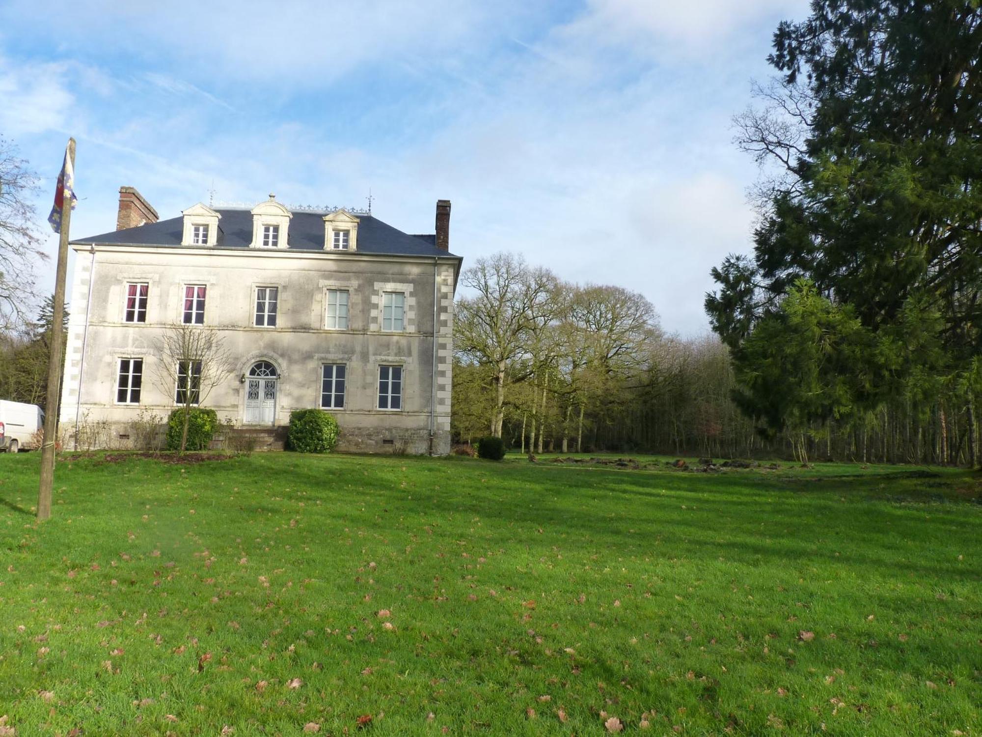 Chateau De Craon Comblessac Buitenkant foto